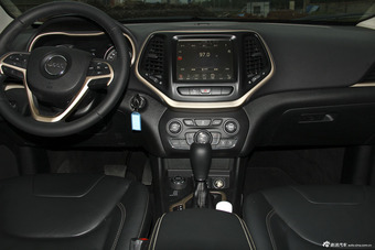 2014款自由光 2.4L自动都市版