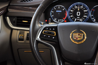 2015款凯迪拉克XTS 28T铂金版