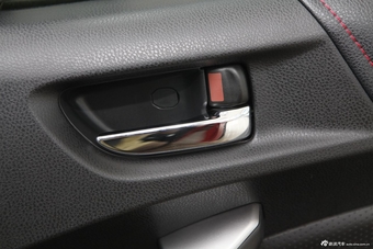 2013款斯巴鲁BRZ 2.0L自动版