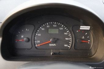 2015款小康K02 1.1L手动基本型