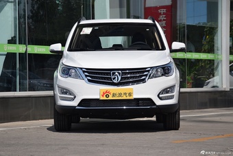 2016款宝骏560 1.5T手动精英型