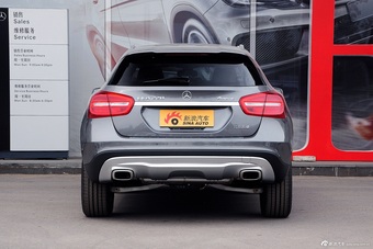 2015款 奔驰GLA220 4MATIC时尚型