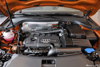2012款奥迪Q3 35 TFSI舒适型图片