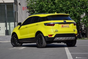 2016款驭胜S330 1.5T自动两驱旗舰版