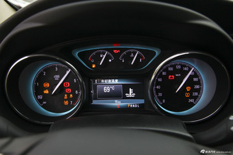 2016款昂科威1.5T自动两驱精英型20T