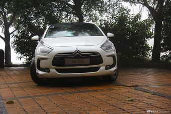 2013款DS5 1.6T尊享版THP200图片