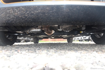 2016款雨燕1.5L手动时尚型酷玩版