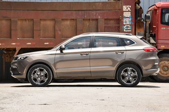 2016款猎豹CS10 2.0T自动豪华型