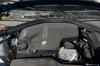 2016款宝马3系GT 320i 2.0T自动时尚型