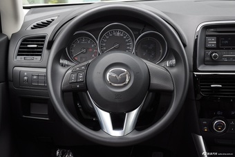 2015款马自达CX-5 2.0L自动两驱舒适型