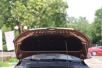 2016款森雅R7 1.6L手动尊贵型