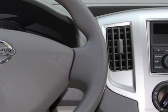 2016款NV200 1.6L自动尊享型