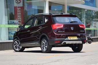 2016款宝骏560 1.5T手动豪华型