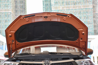 2016款中华V3 1.5T手动精英型