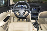 2015款开瑞K50 1.5L手动舒适型