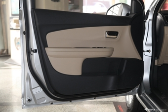 2013款奇瑞E3 1.5手动风尚版