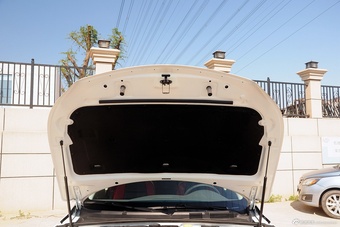 2015款绅宝CC2.0T自动豪华版