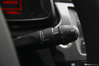 2014款DS 6 1.6T尊享版THP160