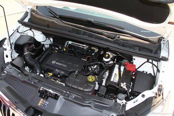 2012款昂科拉1.4T四驱旗舰