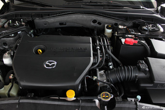 2013款马自达6 2.0L自动时尚型