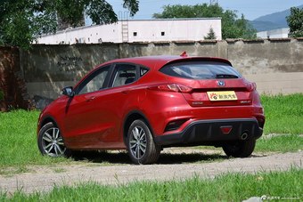 2016款逸动XT 1.6L自动俊酷型