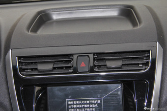 2015款开瑞K50 1.5L手动豪华型