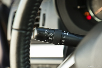 2014款森林人2.5L自动精英版