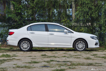 2014款长城C50 1.5T手动时尚型升级版