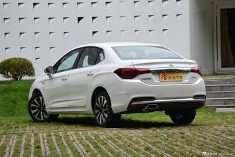 2016款雪铁龙C4L 1.6T自动旗舰型