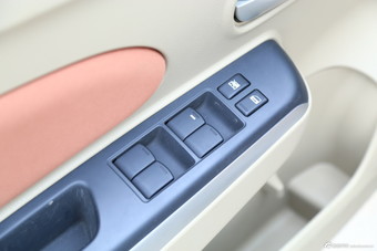 2014款启辰D50精彩版