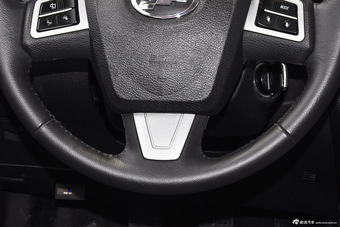 2015款力帆720 1.5L手动豪华型 国V