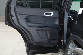 2013款探险者 3.5L尊尚型