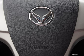 2015款幻速H2 1.5L自动舒适型