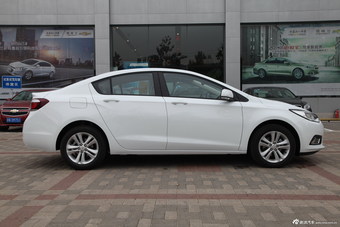 2015款科鲁兹 1.5L 自动精英版