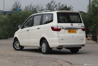 2015款北汽威旺M30舒适型