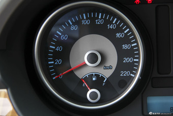 2015款凯越1.5L手动经典型