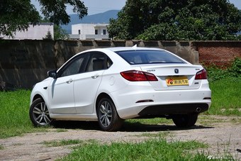 2016款逸动1.6L自动风尚型