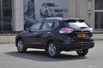 2014款奇骏到店实拍