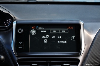 2014款标致2008 1.6L手动时尚版