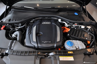 2013款奥迪A6 40 hybrid