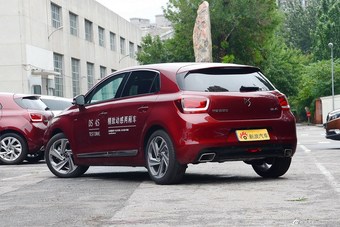 2016款DS 4S 1.8T自动尊享版THP200
