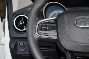 2016款凯翼V3 1.5L自动智联II导航版