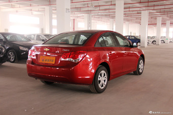 2012款科鲁兹1.6SL手动标准版