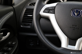 2014款长安CX20 1.4L手动天窗导航版国5