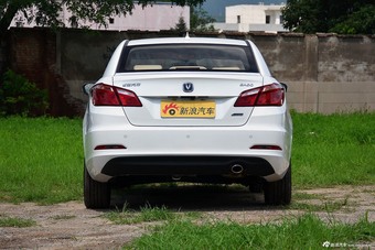 2016款逸动1.6L手动风尚型