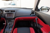 2015款绅宝CC2.0T自动豪华版