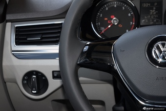 2016款宝来1.4T自动舒适型230TSI