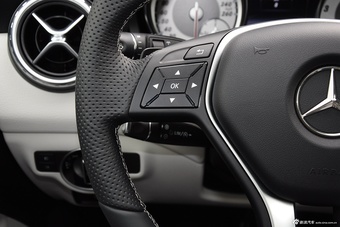 2015款 奔驰GLA220 4MATIC时尚型