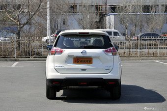 2014款奇骏到店实拍