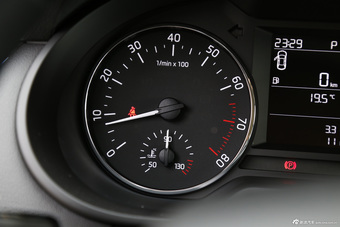 2016款明锐 1.6L自动创行版